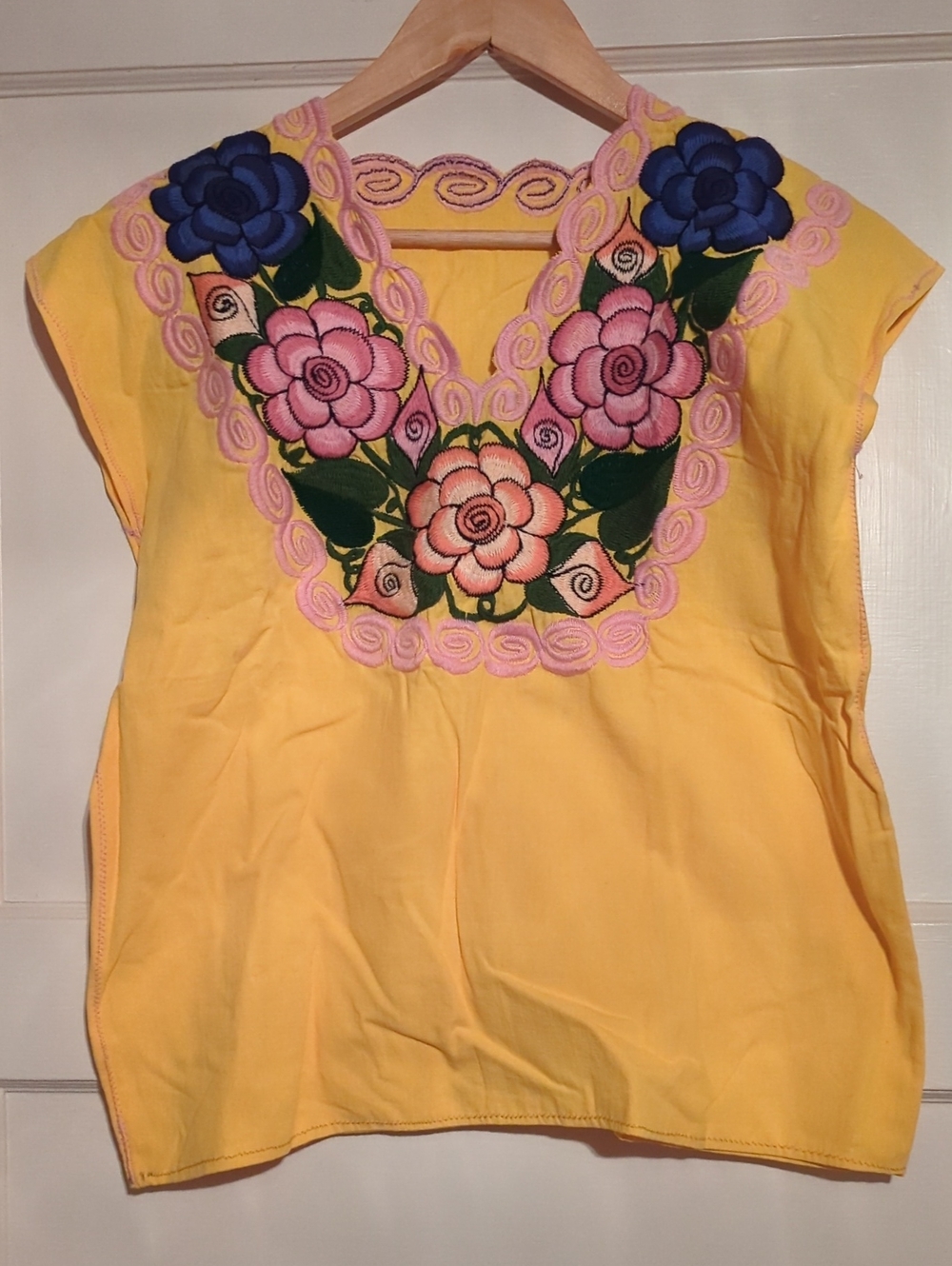 Mexican Embroidered Floral V-Neck Women's Top - Yellow